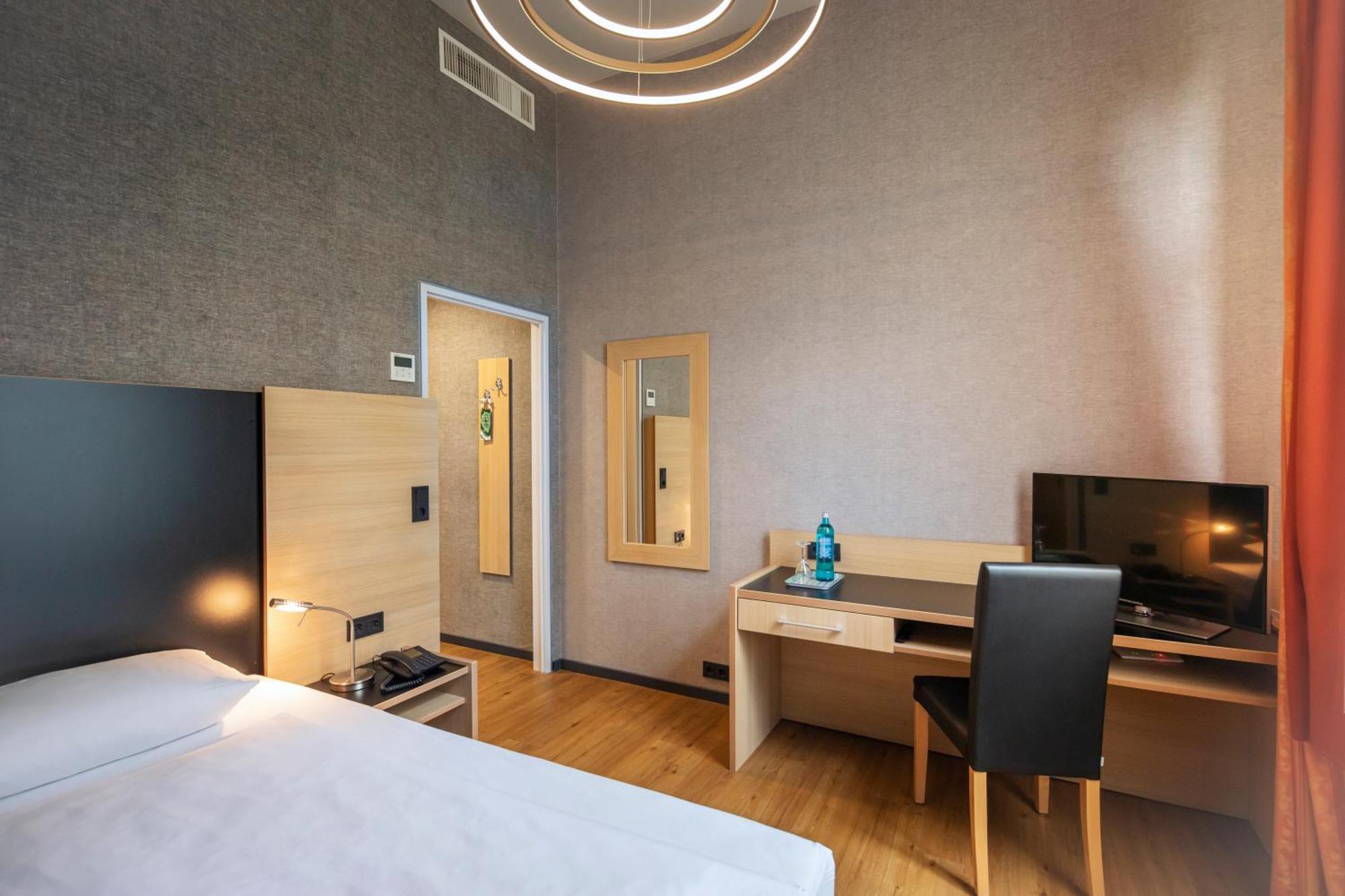Roomingtons Hotel Franziskushoehe Lohr المظهر الخارجي الصورة